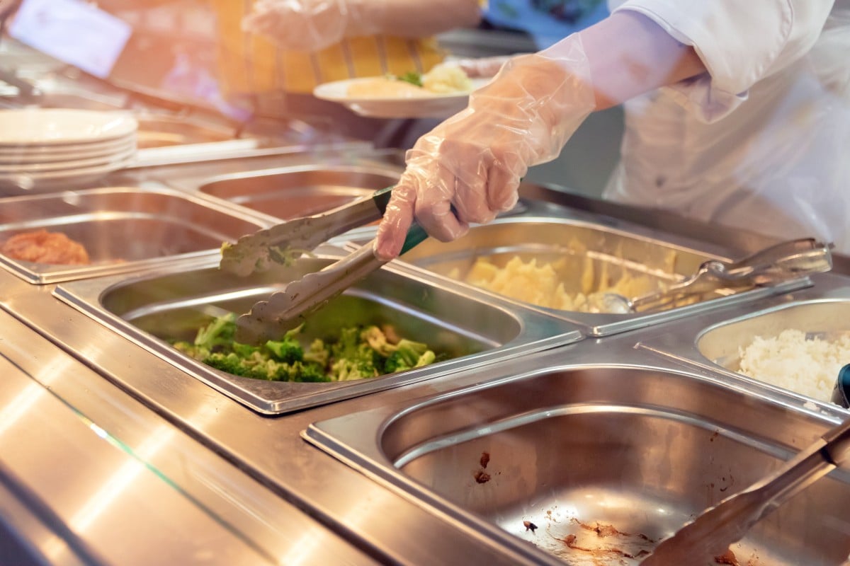 How Marlin Wire Baskets Provide Next Step Solutions for School Lunches